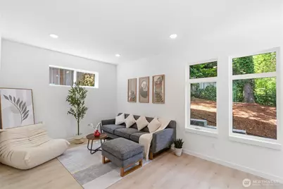 5716 NE 65th Street, Seattle, WA 98115 - Photo 10