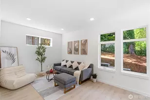 5716 NE 65th St, Seattle, WA 98115 - Photo 10