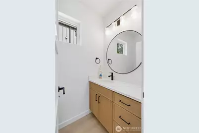 5716 NE 65th Street, Seattle, WA 98115 - Photo 28