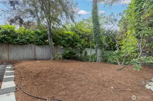 5716 NE 65th St, Seattle, WA 98115 - Photo 30