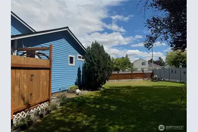 5410 64th Place NE, Marysville, WA 98270 - Photo 34