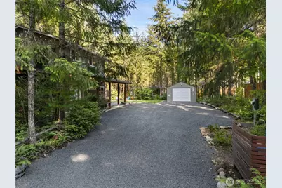 431 N Mountain View Drive, Hoodsport, WA 98548 - Photo 2