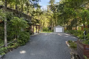 431 N Mountain View Dr, Hoodsport, WA 98548 - Photo 2