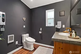 431 N Mountain View Dr, Hoodsport, WA 98548 - Photo 14