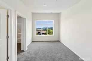 93 Sky Ridge Rd NW, Issaquah, WA 98027 - Photo 24