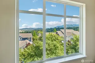 93 Sky Ridge Rd NW, Issaquah, WA 98027 - Photo 32