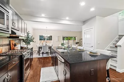 700 6th Avenue NW, Issaquah, WA 98027 - Photo 4