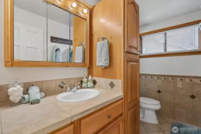 18846 SE 42nd Street, Issaquah, WA 98027 - Photo 26
