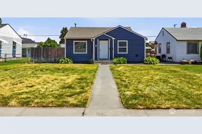 236 F Street SW, Ephrata, WA 98823 - Photo 2