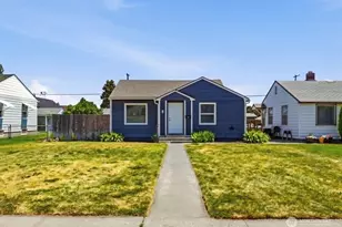 236 F St SW, Ephrata, WA 98823 - Photo 2