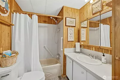 19301 Viking Avenue NW, Poulsbo, WA 98370 - Photo 18
