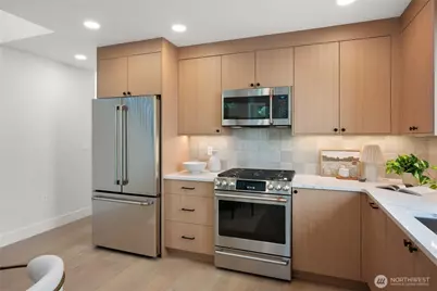 9909 NE 200th Street #C, Bothell, WA 98011 - Photo 10