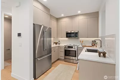 4047 44th Avenue SW, Seattle, WA 98116 - Photo 10
