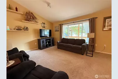 367 S Wynoochee Drive, Ocean Shores, WA 98569 - Photo 6
