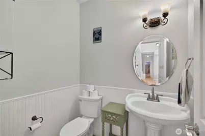 130 W Crescent Harbor Road, Oak Harbor, WA 98277 - Photo 22