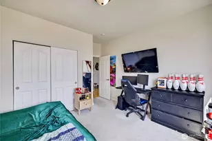 130 W Crescent Harbor Rd, Oak Harbor, WA 98277 - Photo 10