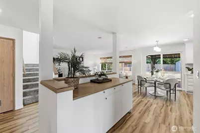 17427 92nd Avenue NE, Bothell, WA 98011 - Photo 14
