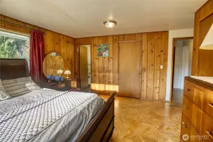 11826 NE Manzanita Ln, Bainbridge Island, WA 98110 - Photo 8