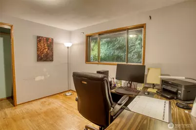 11826 NE Manzanita Lane, Bainbridge Island, WA 98110 - Photo 18