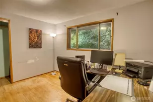 11826 NE Manzanita Ln, Bainbridge Island, WA 98110 - Photo 18