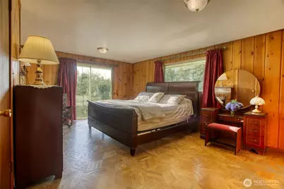 11826 NE Manzanita Lane, Bainbridge Island, WA 98110 - Photo 6