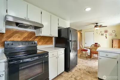 17120 6th Avenue E, Spanaway, WA 98387 - Photo 8