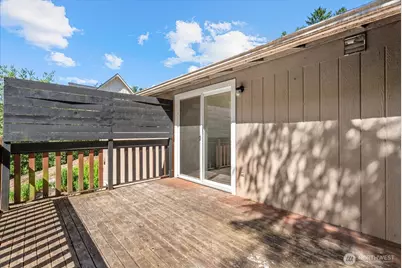 18711 82nd Avenue NE, Kenmore, WA 98028 - Photo 12