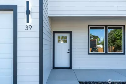 39 Birch Street SW, Soap Lake, WA 98851 - Photo 2