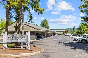 4214 West LK Sammamish Pkwy NE, Redmond, WA 98052 - Photo 2