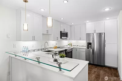 4214 W Lake Sammamish Pkwy NE #102, Redmond, WA 98052 - Photo 8