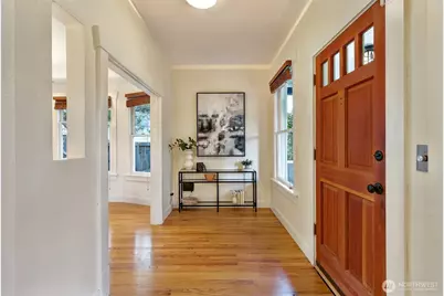 1636 N 54th Street, Seattle, WA 98103 - Photo 4