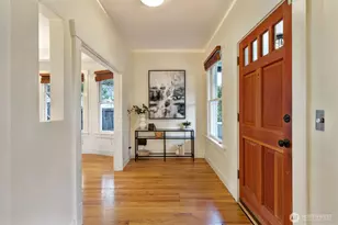 1636 N 54th St, Seattle, WA 98103 - Photo 4