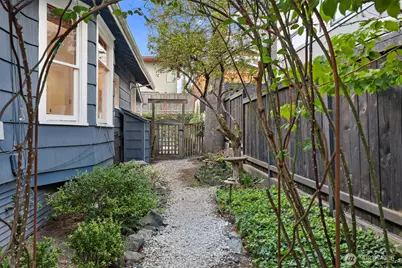 1636 N 54th Street, Seattle, WA 98103 - Photo 26