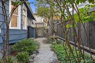 1636 N 54th St, Seattle, WA 98103 - Photo 26