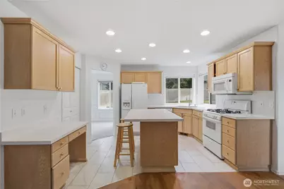 2021 Hoquiam Avenue NE, Renton, WA 98059 - Photo 8