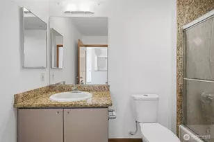1125 E Olive St, Seattle, WA 98122 - Photo 22