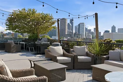 1125 E Olive Street #604, Seattle, WA 98122 - Photo 28