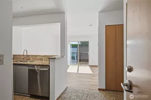 1125 E Olive St, Seattle, WA 98122 - Photo 6