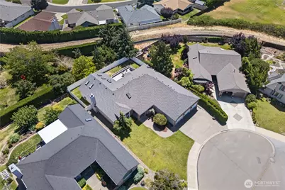 213 S 78th Avenue, Yakima, WA 98908 - Photo 40
