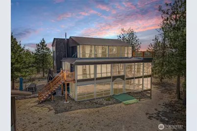 107 Pioneer Lane, East Wenatchee, WA 98802 - Photo 1