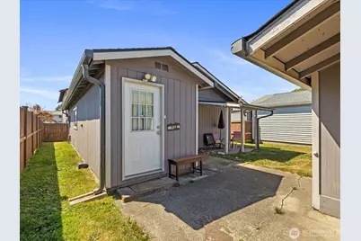 8730 13th St NE, Lake Stevens, WA 98258 - Photo 1