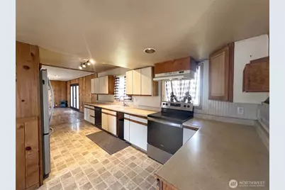 18026 31st Avenue NE, Arlington, WA 98223 - Photo 4