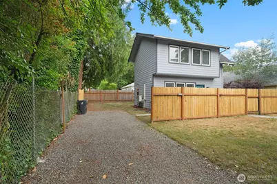 2317 Washington Street SE, Olympia, WA 98501 - Photo 2