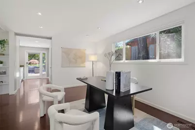 15611 SE 24th Street, Bellevue, WA 98008 - Photo 18