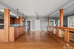 604 W Kinnear Pl, Seattle, WA 98119 - Photo 10