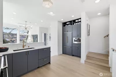 2010 Fairview Avenue E #A, Seattle, WA 98102 - Photo 10
