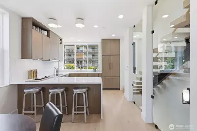 2019 Minor Avenue E, Seattle, WA 98102 - Photo 12