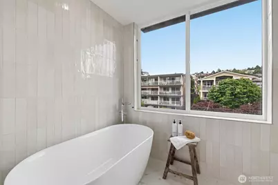 2017 Minor Avenue E, Seattle, WA 98102 - Photo 20