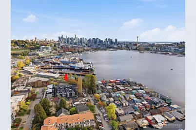 2012 Fairview Avenue E #A, Seattle, WA 98102 - Photo 2