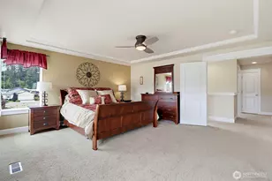 12129 178th Ave E, Bonney Lake, WA 98391 - Photo 18